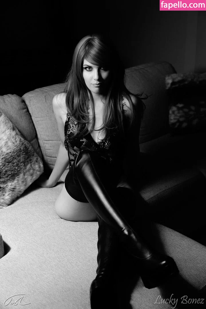 LuckyBonez Onlyfans Photo Gallery 