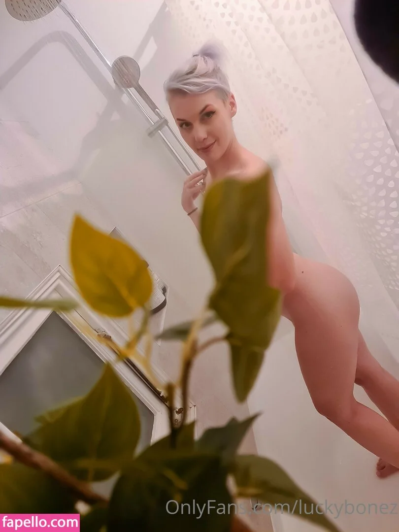 LuckyBonez Onlyfans Photo Gallery 