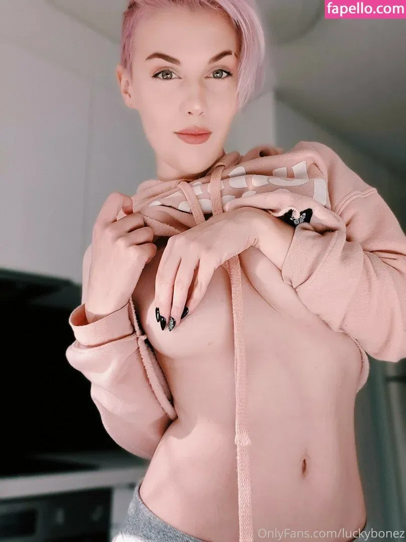 LuckyBonez Onlyfans Photo Gallery 