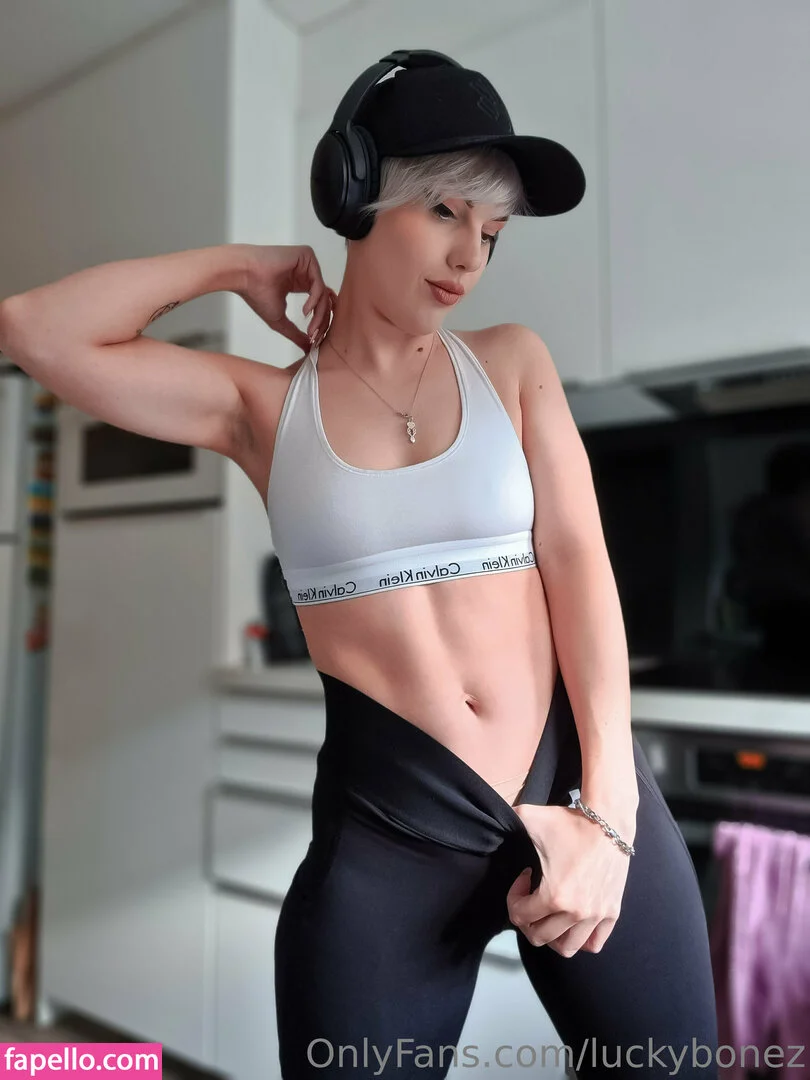 LuckyBonez Onlyfans Photo Gallery 