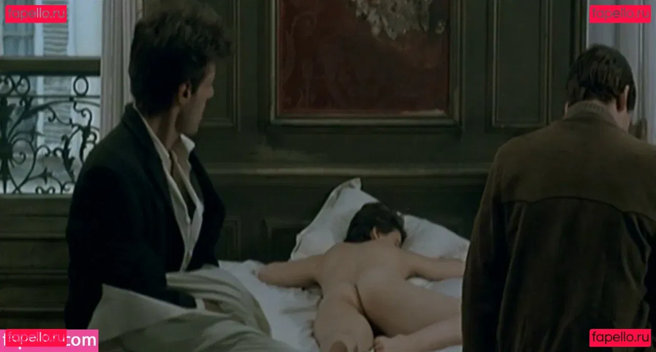 Juliette Binoche Onlyfans Photo Gallery 