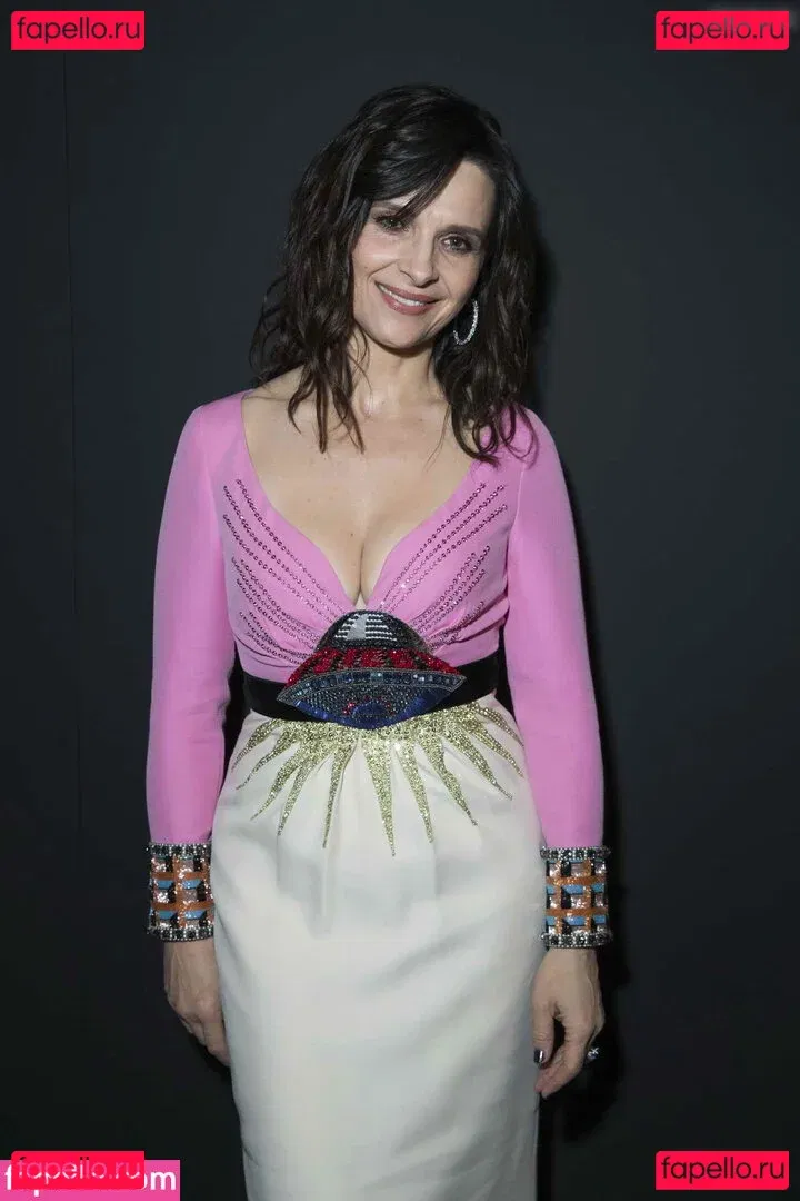 Juliette Binoche Onlyfans Photo Gallery 