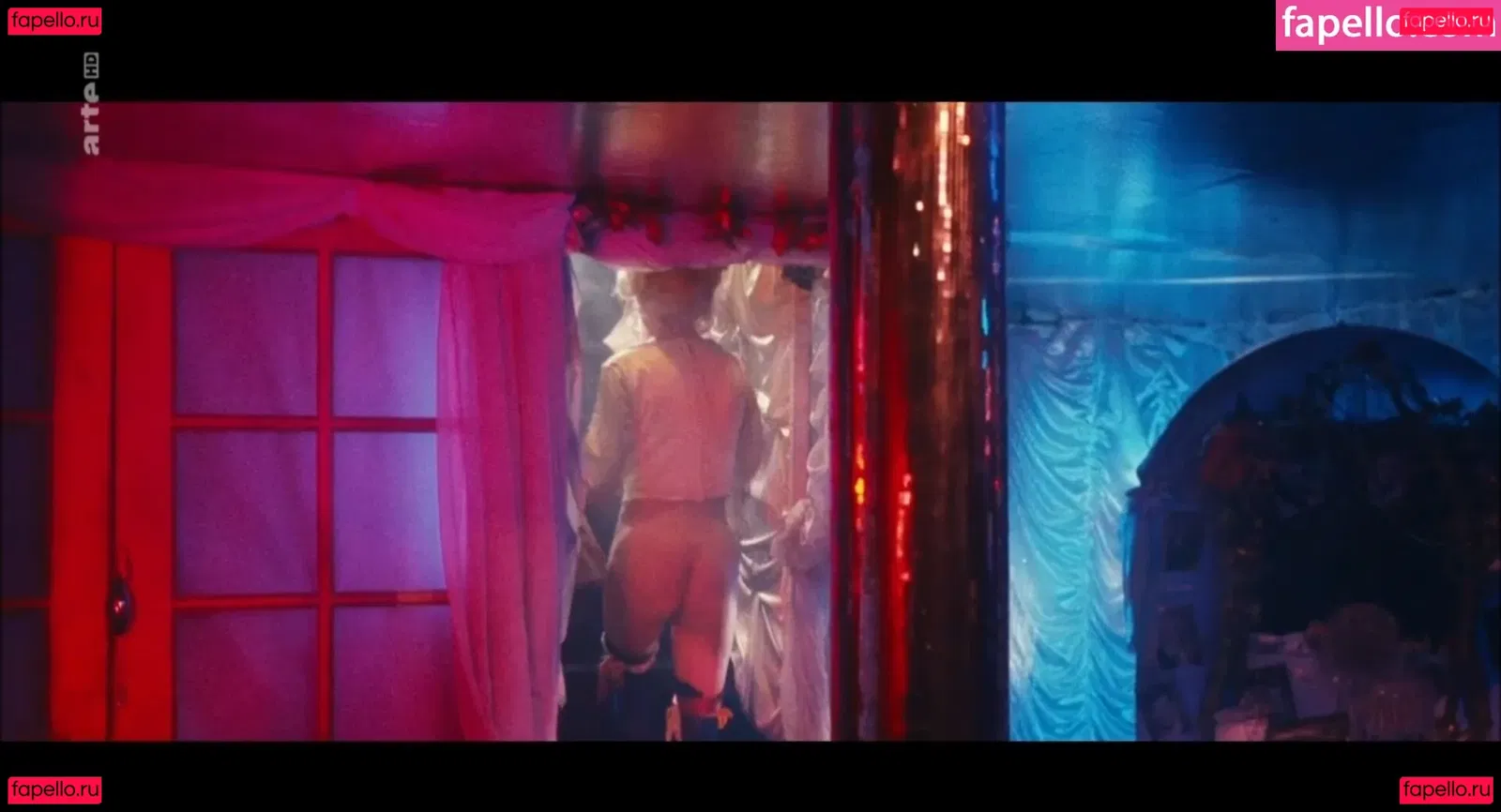 Juliette Binoche Onlyfans Photo Gallery 