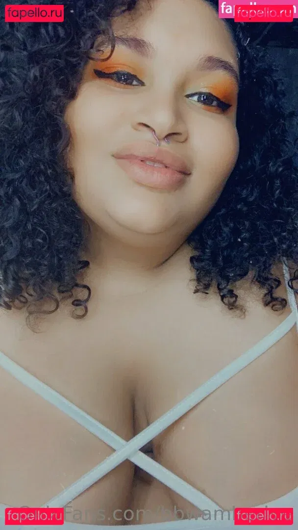 bbwamberlve Onlyfans Photo Gallery 