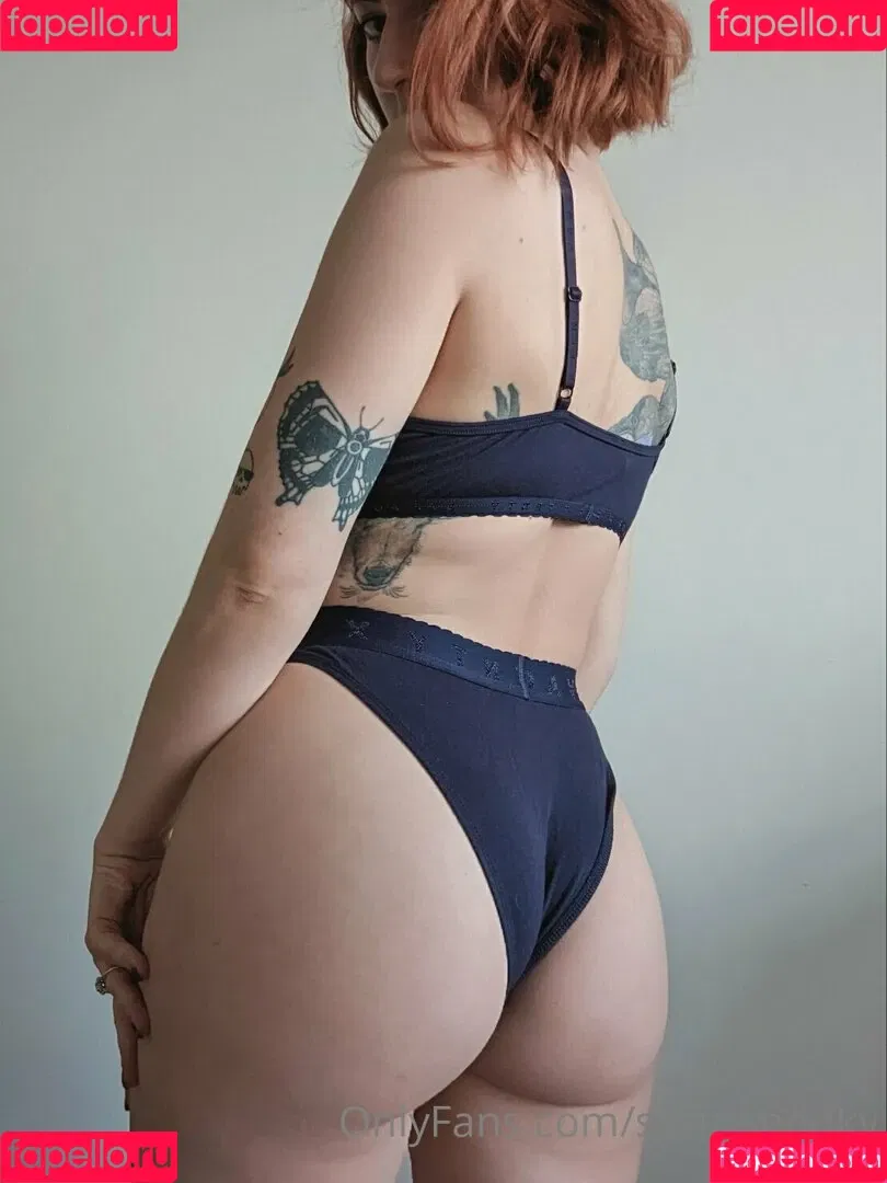 soft_n_spooky Onlyfans Photo Gallery 