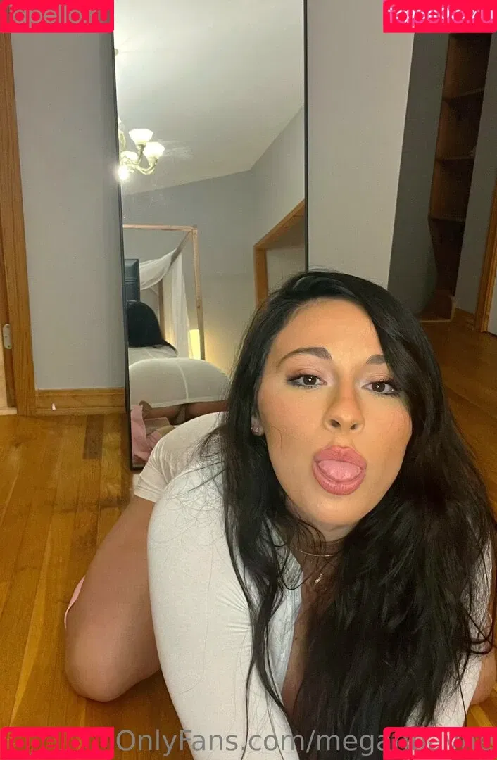 Megan Bayne Onlyfans Photo Gallery 