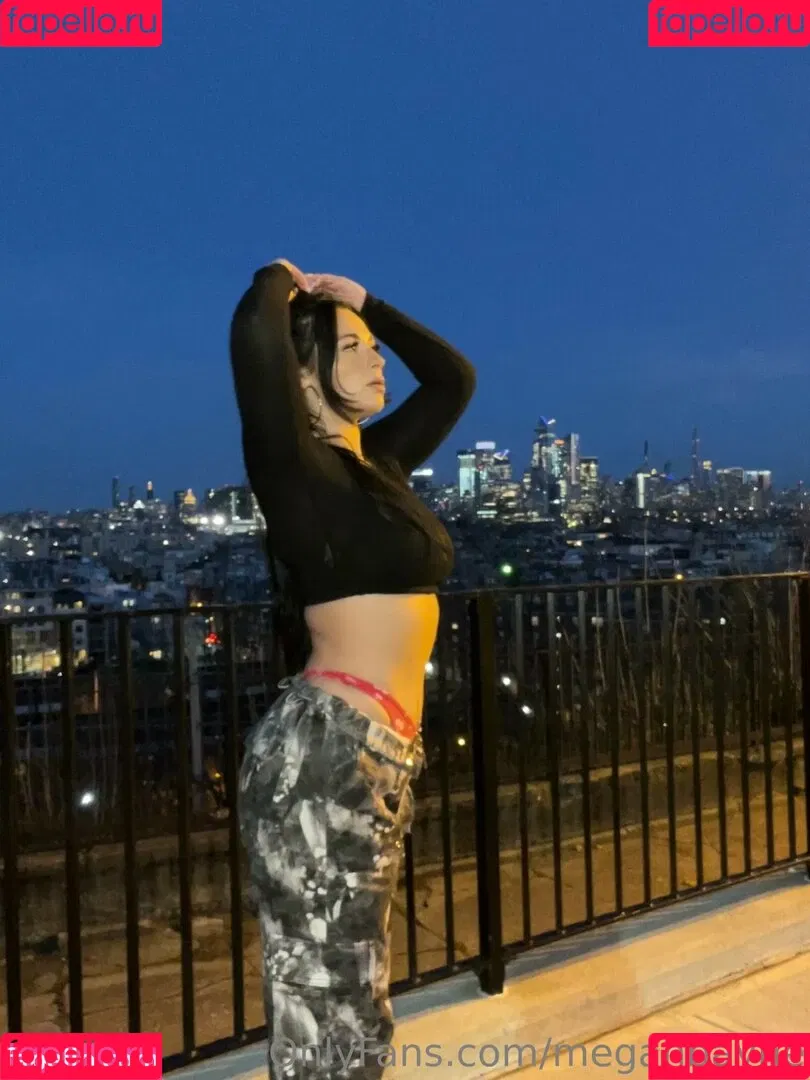 Megan Bayne Onlyfans Photo Gallery 