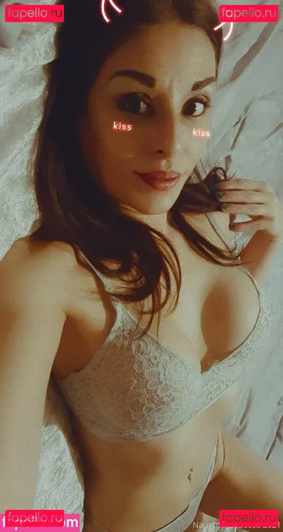 naughtyrebecca1 Onlyfans Photo Gallery 