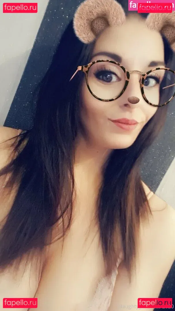 naughtyrebecca1 Onlyfans Photo Gallery 