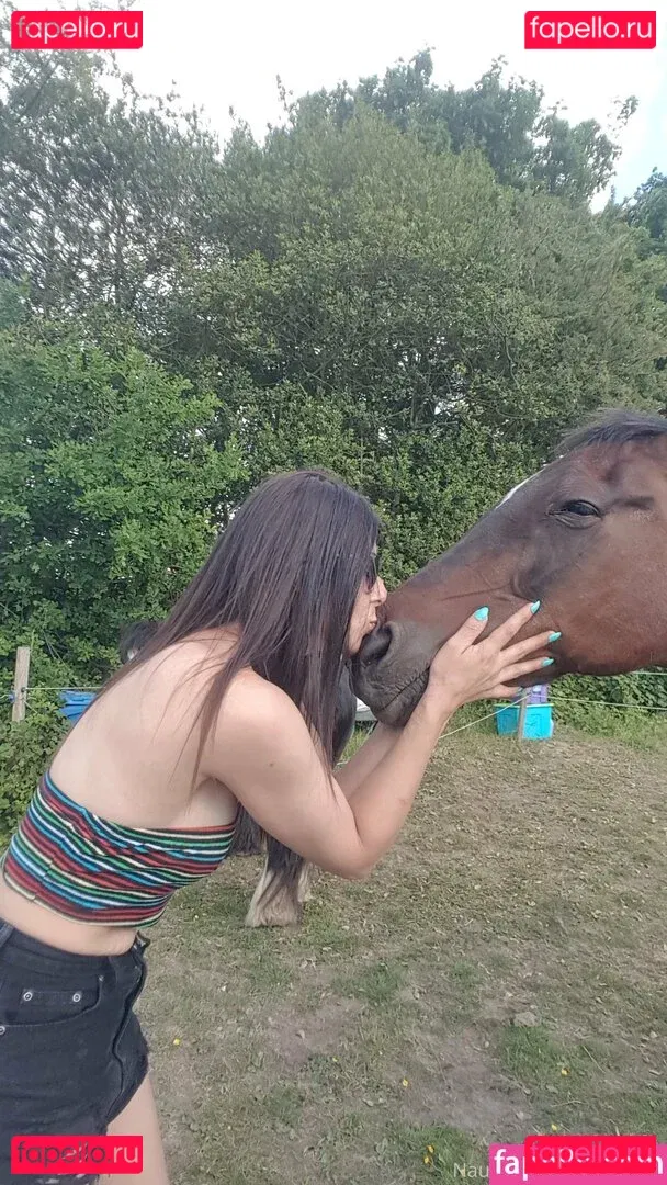 naughtyrebecca1 Onlyfans Photo Gallery 