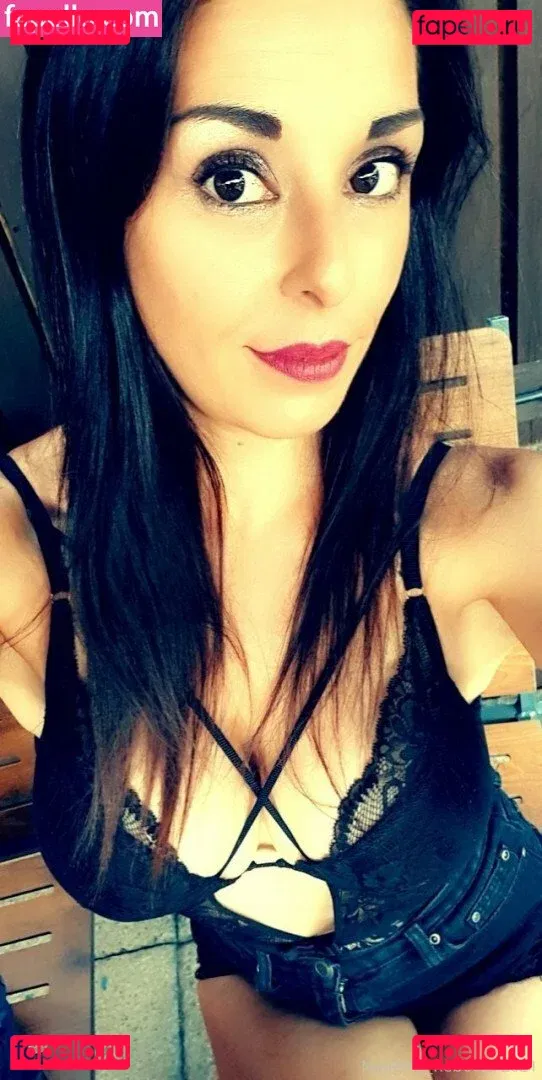 naughtyrebecca1 Onlyfans Photo Gallery 