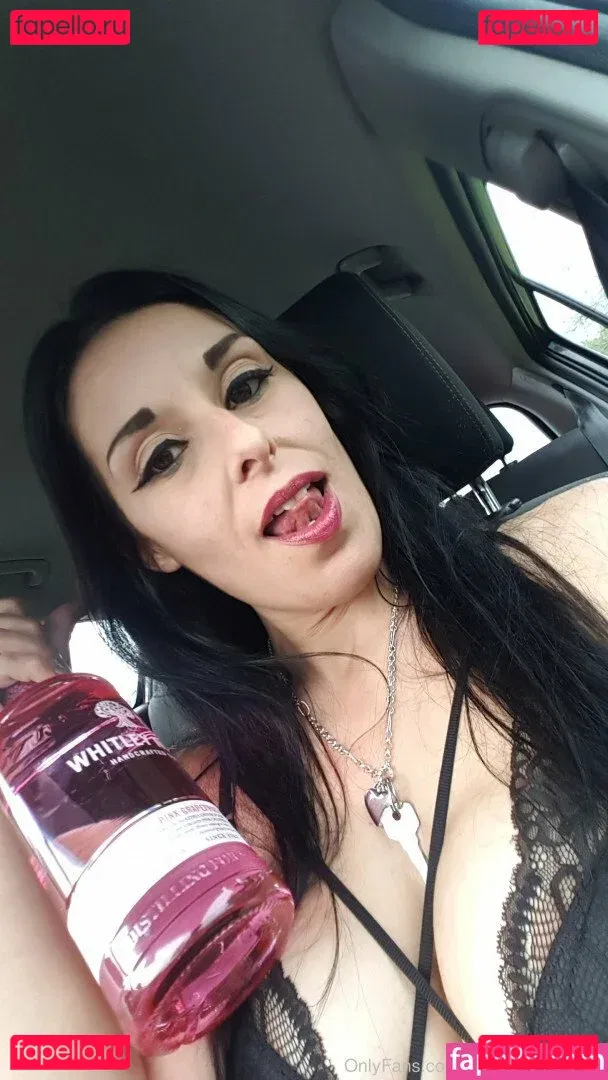 naughtyrebecca1 Onlyfans Photo Gallery 