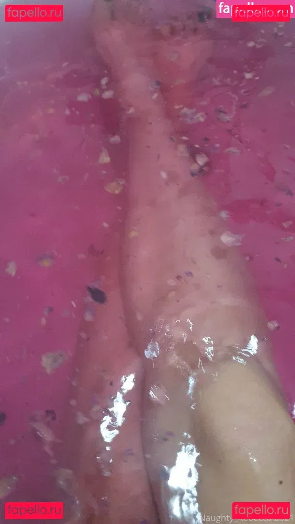 naughtyrebecca1 Onlyfans Photo Gallery 