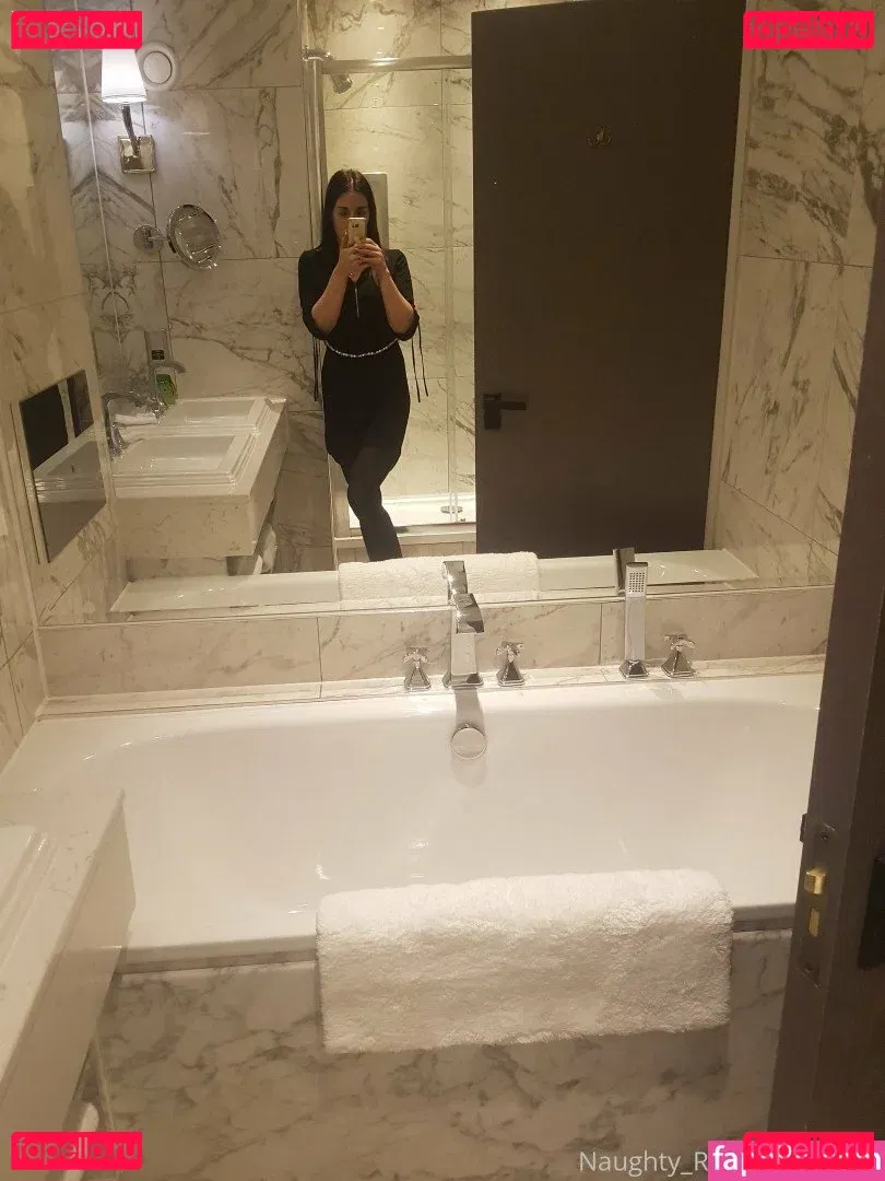 naughtyrebecca1 Onlyfans Photo Gallery 