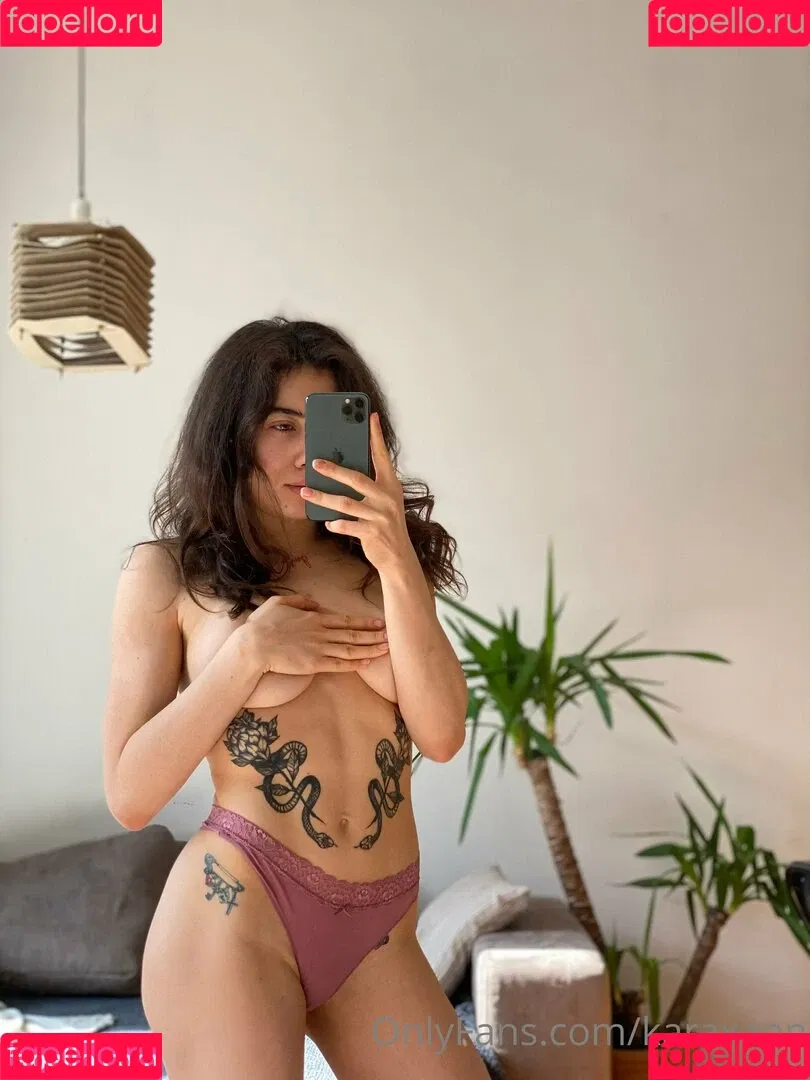 karaxaen Onlyfans Photo Gallery 