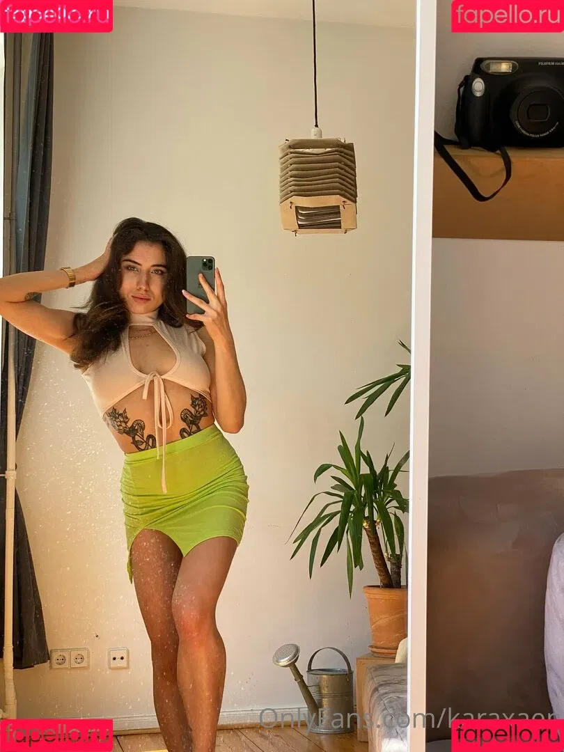 karaxaen Onlyfans Photo Gallery 