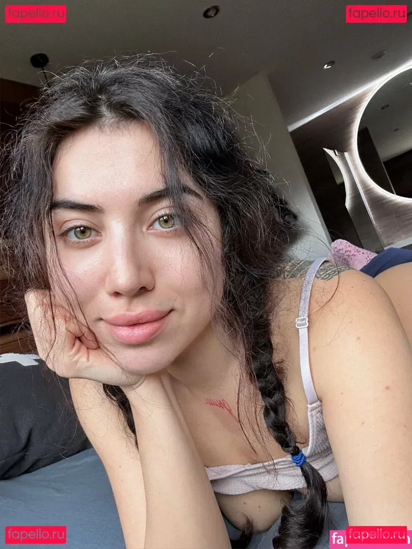 karaxaen Onlyfans Photo Gallery 