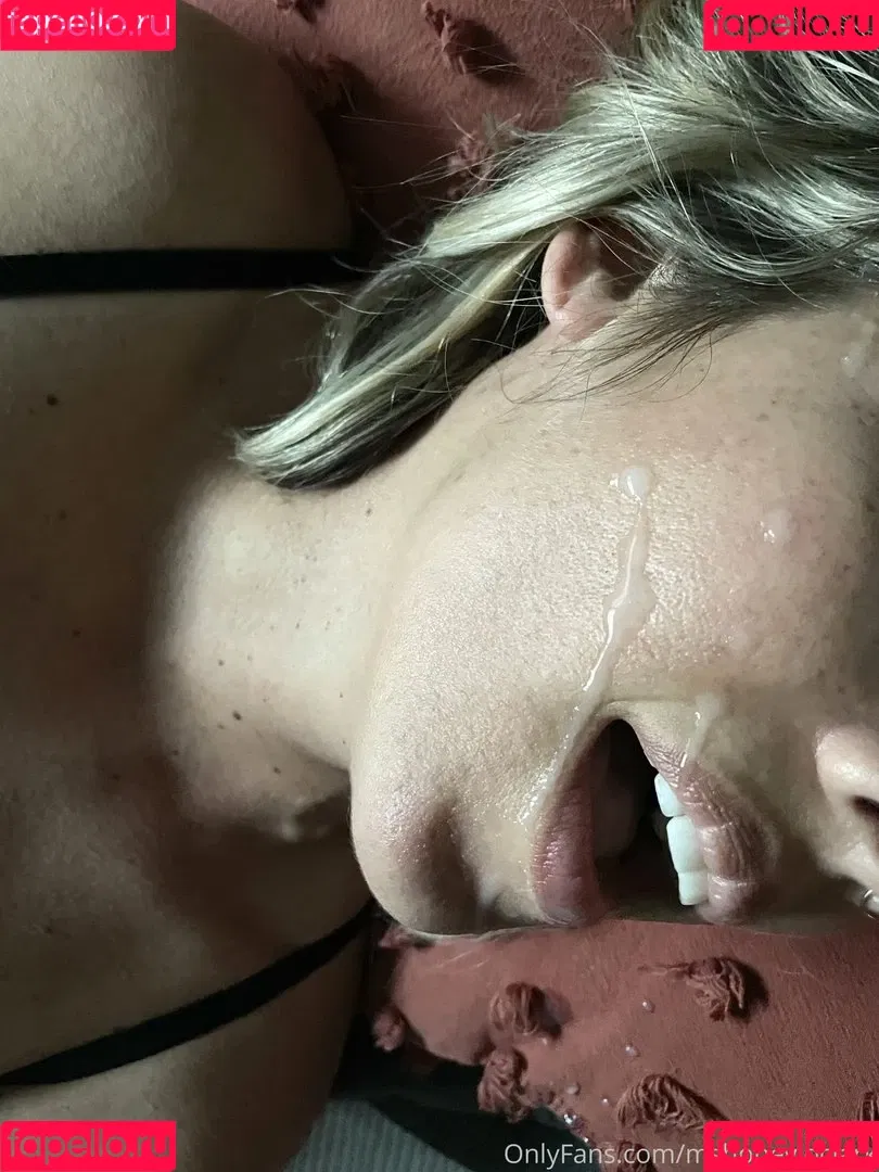 Mshoneyjoclark Onlyfans Photo Gallery 