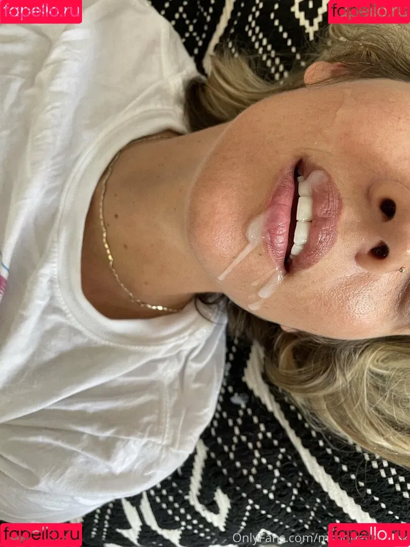Mshoneyjoclark Onlyfans Photo Gallery 