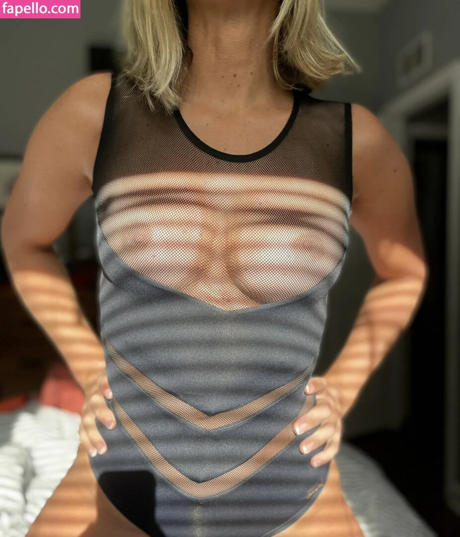 Mshoneyjoclark Onlyfans Photo Gallery 