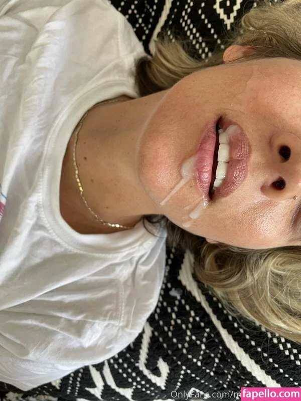 Mshoneyjoclark Onlyfans Photo Gallery 