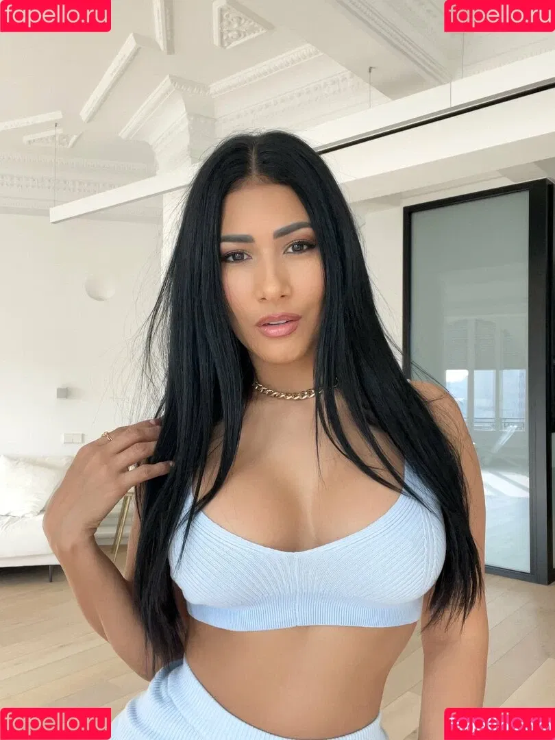 Simone E Simaria Onlyfans Photo Gallery 