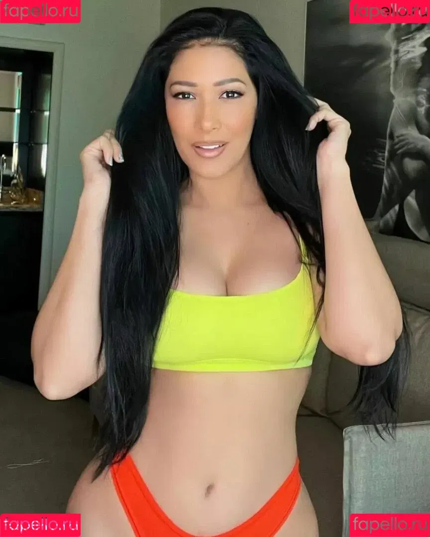 Simone E Simaria Onlyfans Photo Gallery 