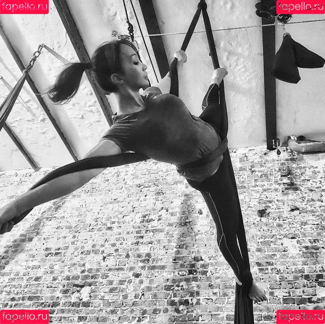 Celine Tran Onlyfans Photo Gallery 