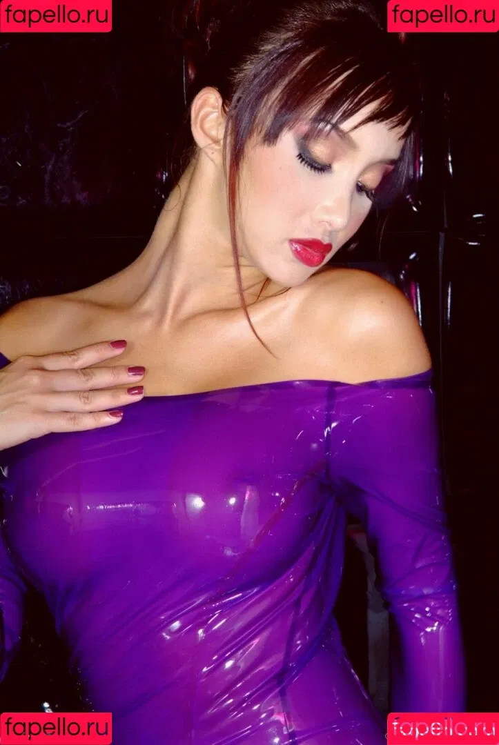 Celine Tran Onlyfans Photo Gallery 