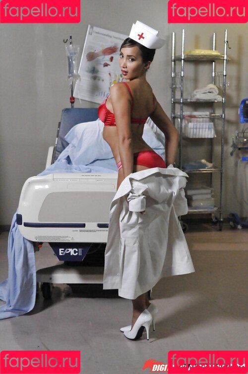 Celine Tran Onlyfans Photo Gallery 