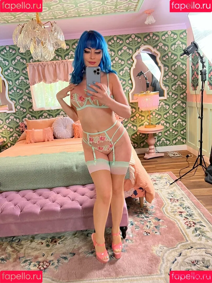 JewelzBlu Onlyfans Photo Gallery 