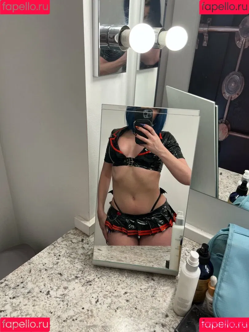 JewelzBlu Onlyfans Photo Gallery 