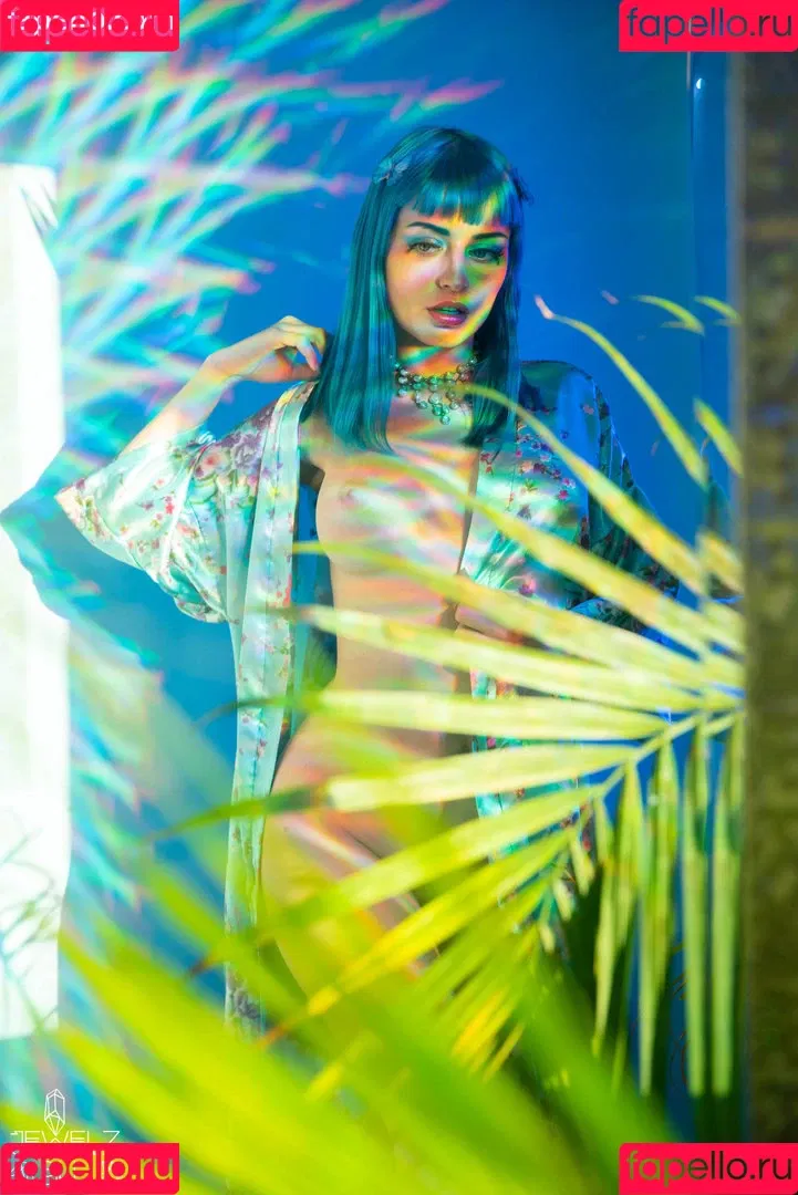 JewelzBlu Onlyfans Photo Gallery 