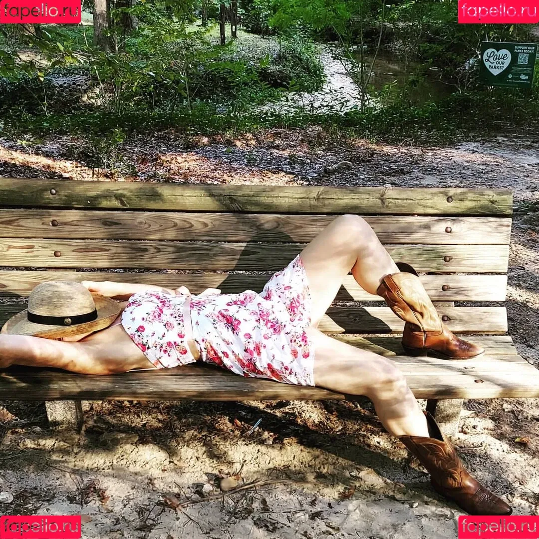 msjanejenkins Onlyfans Photo Gallery 