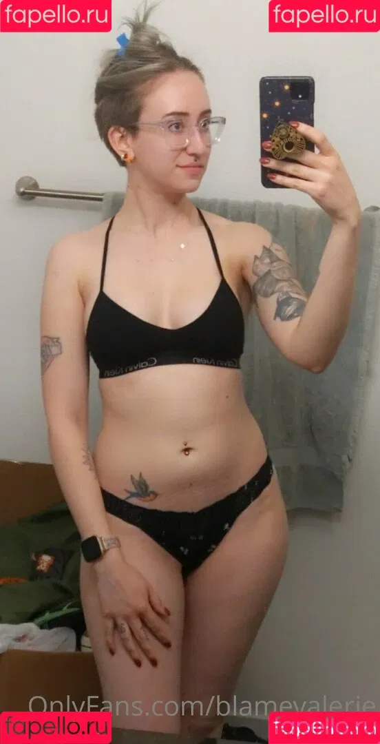 blamevalerie Onlyfans Photo Gallery 