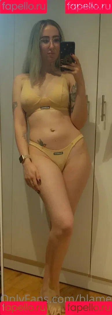 blamevalerie Onlyfans Photo Gallery 