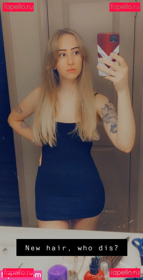 blamevalerie Onlyfans Photo Gallery 