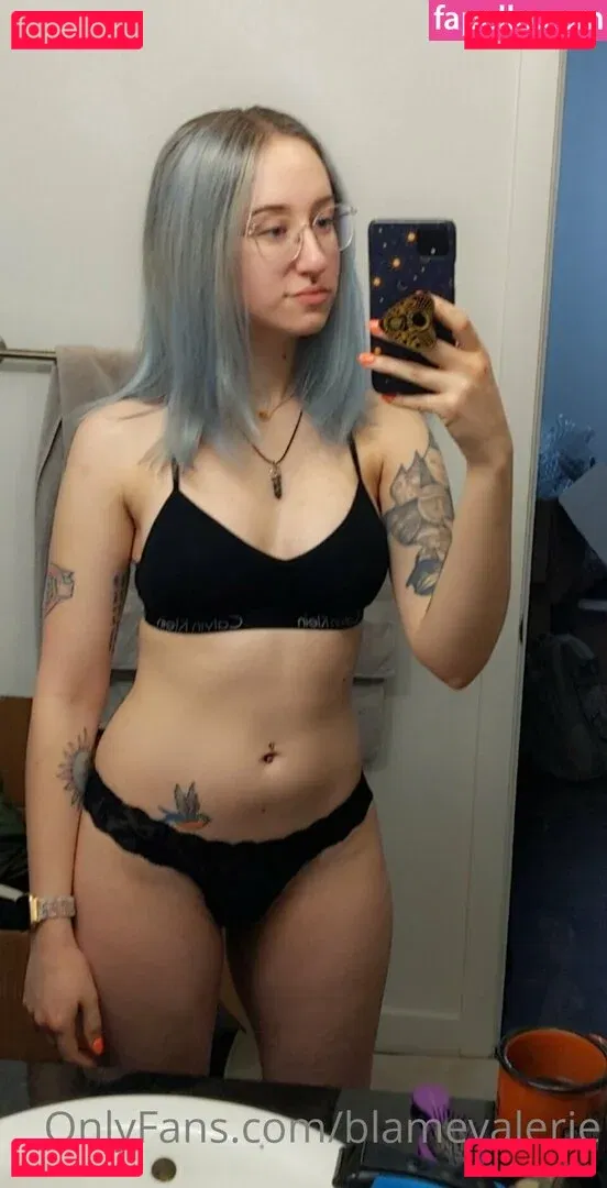 blamevalerie Onlyfans Photo Gallery 
