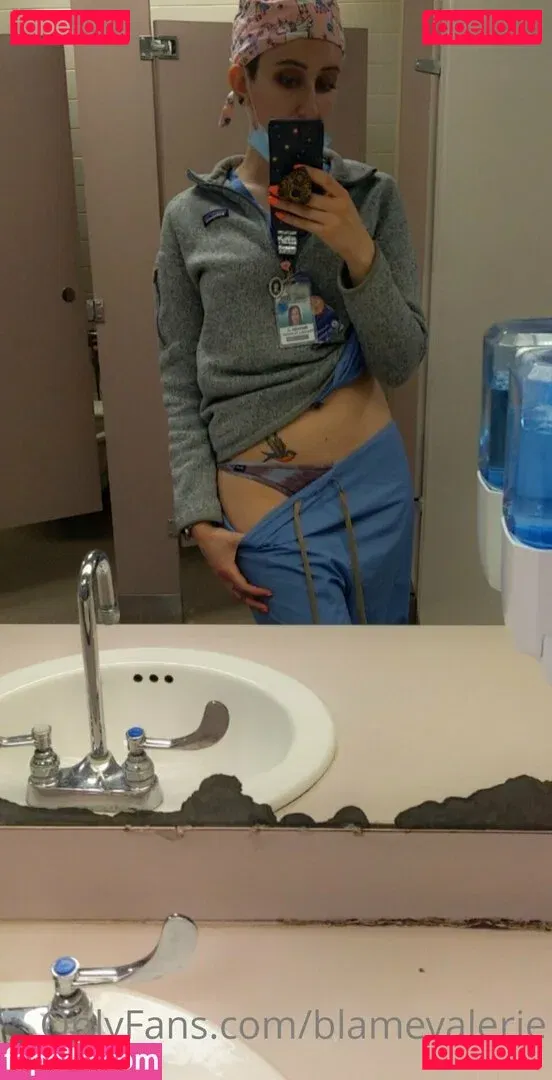 blamevalerie Onlyfans Photo Gallery 