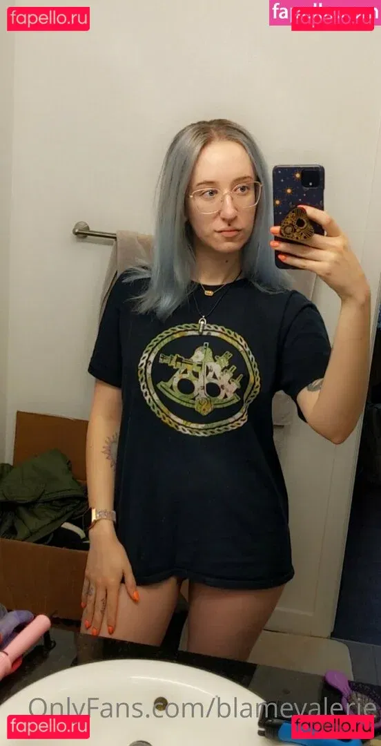 blamevalerie Onlyfans Photo Gallery 