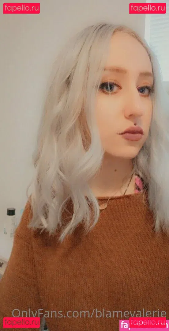 blamevalerie Onlyfans Photo Gallery 