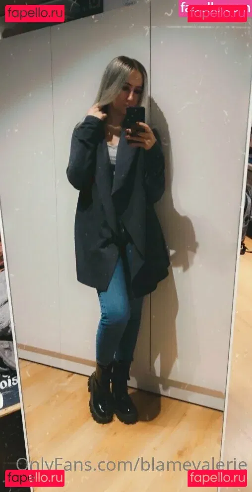blamevalerie Onlyfans Photo Gallery 