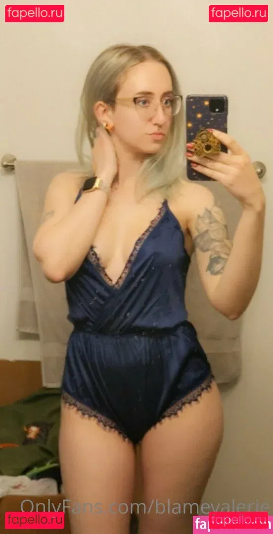 blamevalerie Onlyfans Photo Gallery 