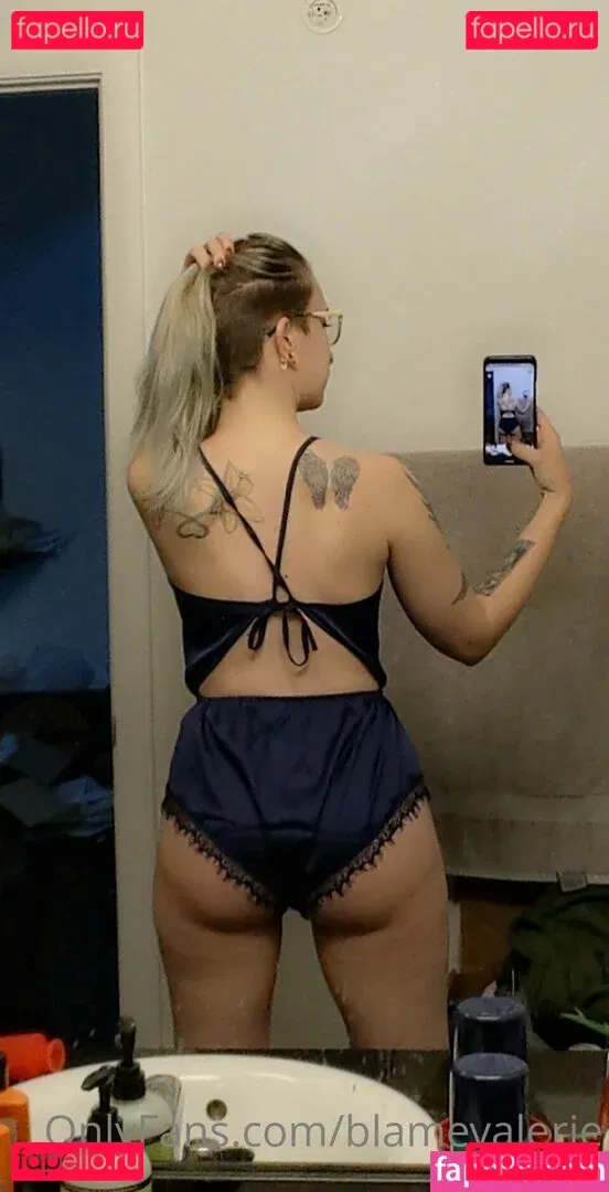 blamevalerie Onlyfans Photo Gallery 