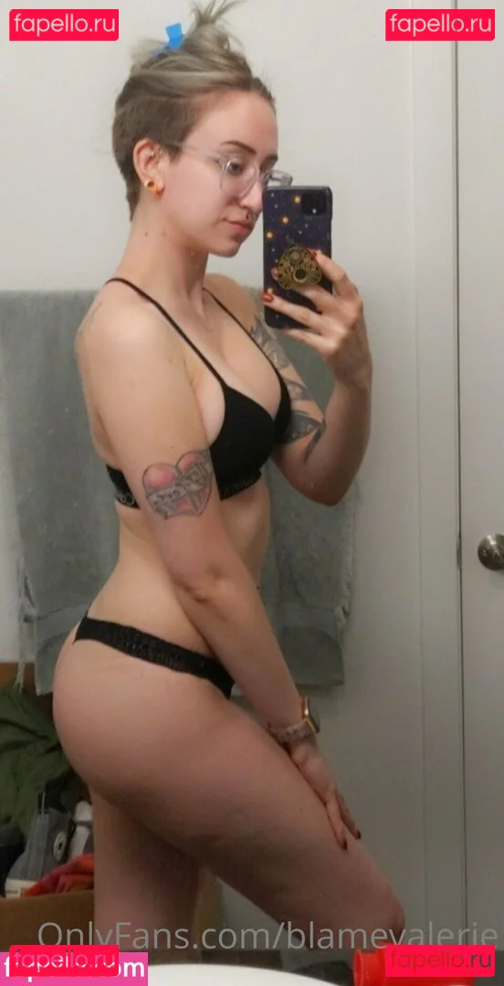 blamevalerie Onlyfans Photo Gallery 