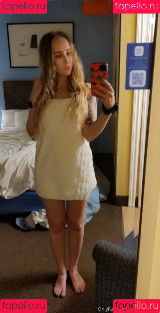 blamevalerie Onlyfans Photo Gallery 