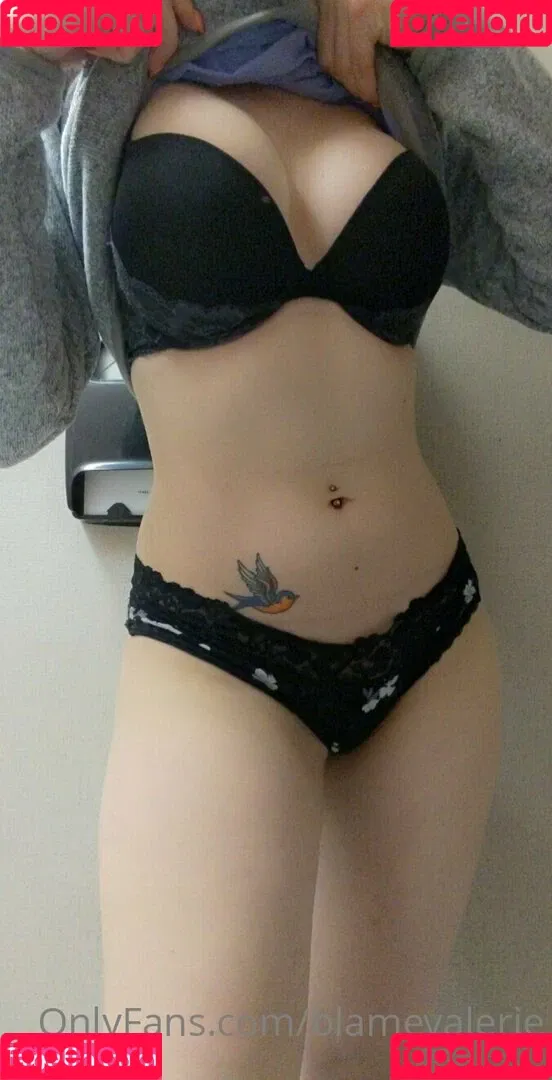 blamevalerie Onlyfans Photo Gallery 