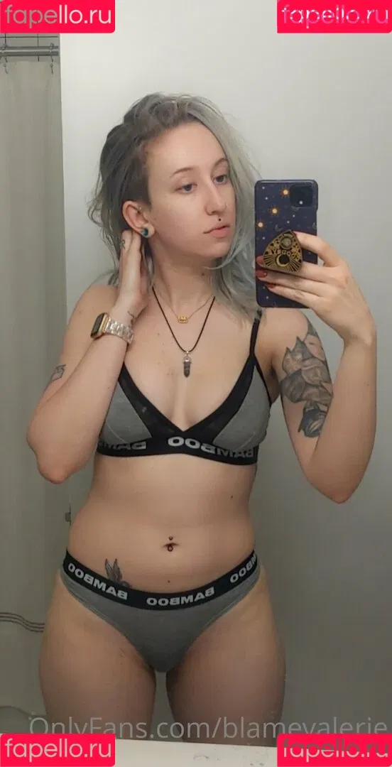 blamevalerie Onlyfans Photo Gallery 