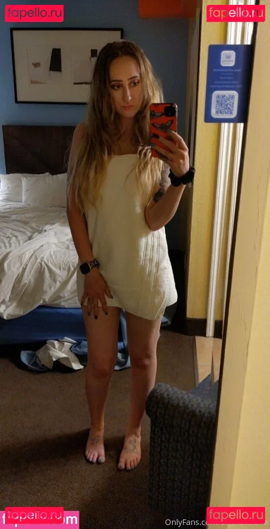 blamevalerie Onlyfans Photo Gallery 