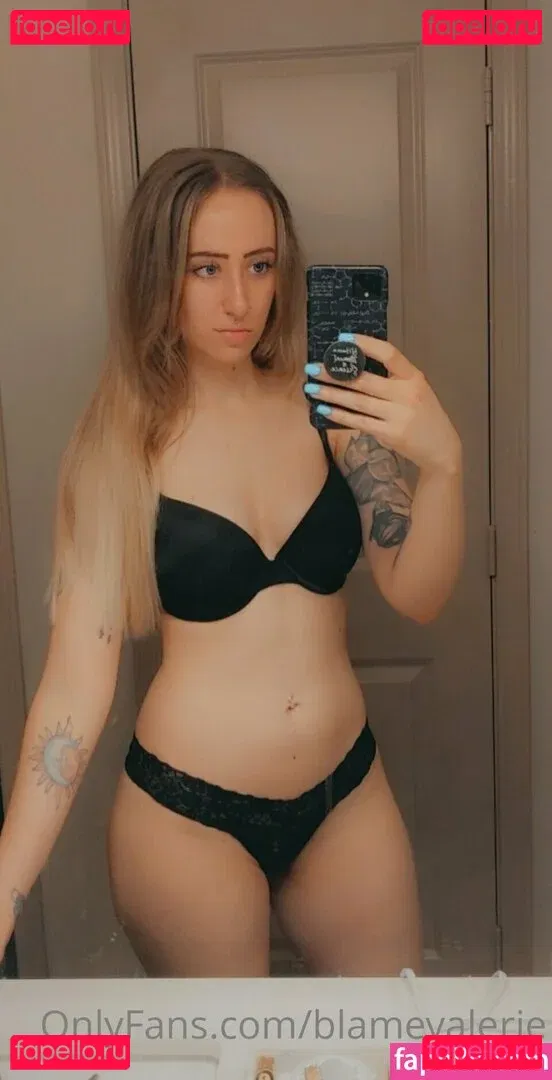 blamevalerie Onlyfans Photo Gallery 